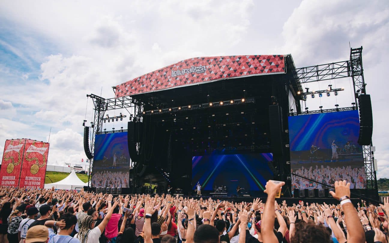 Foto do palco Budweiser no Lollapalooza Brasil 2022