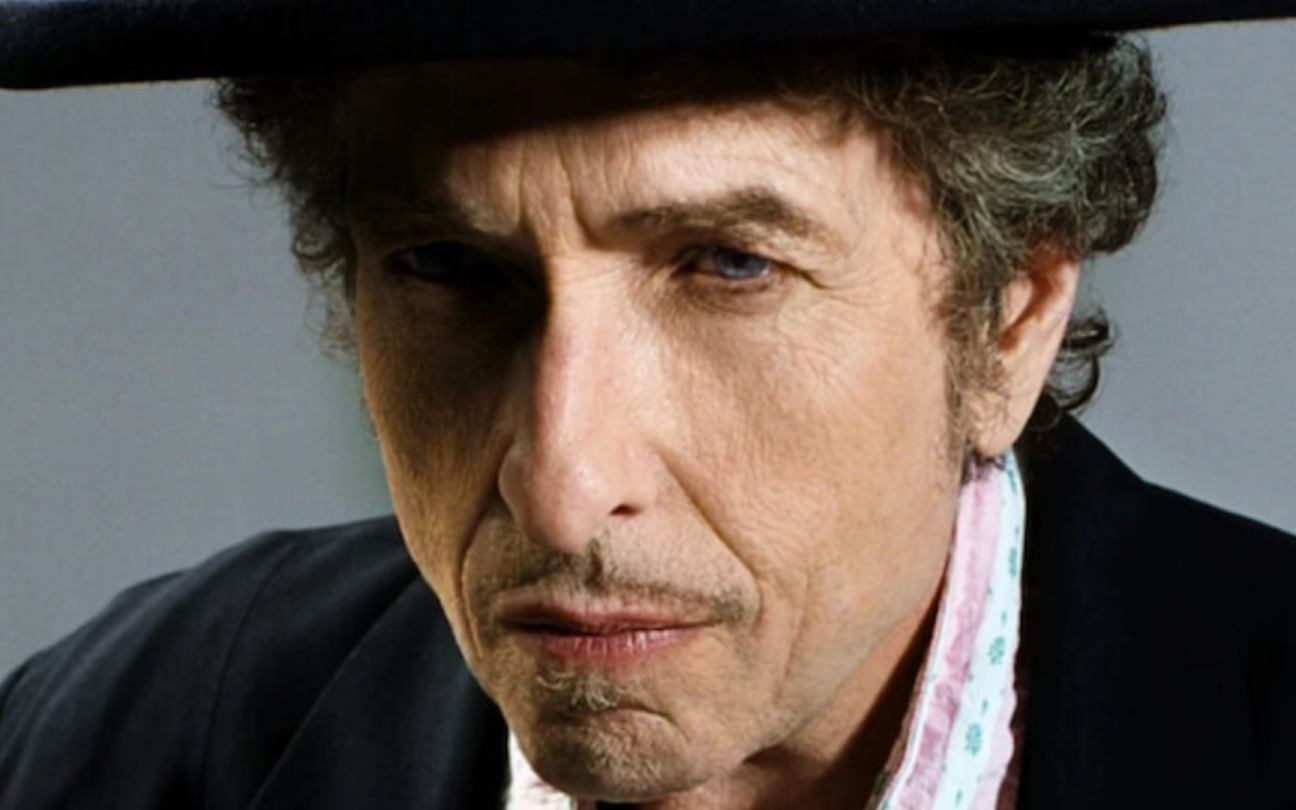 Letras originais de Rolling Stone e Mr. Tambourine Man, de Bob Dylan, vão a leilão
