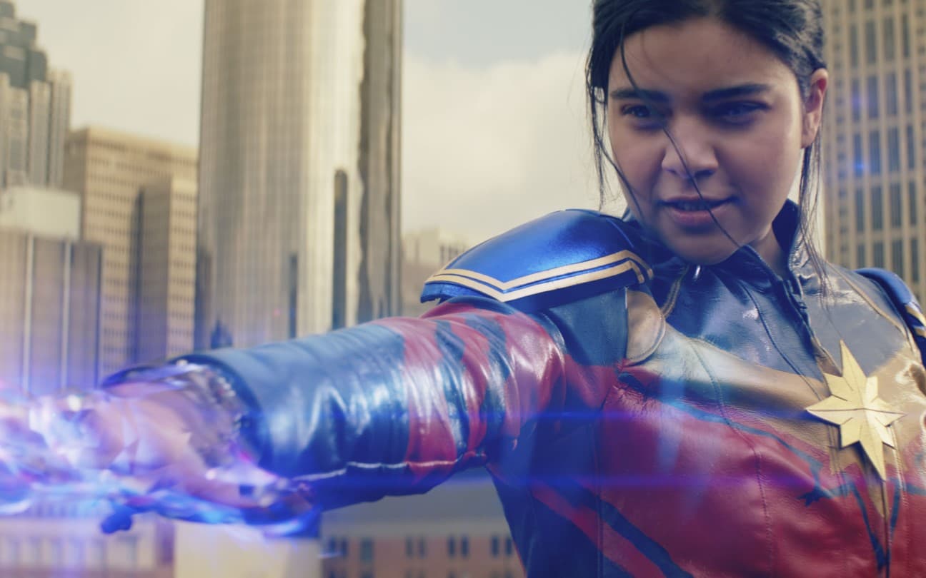 Iman Vellani em cena de Ms. Marvel, série do Disney+