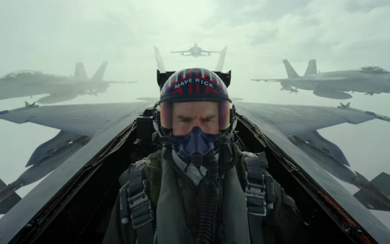 Tom Cruise em cena de Top Gun: Maverick