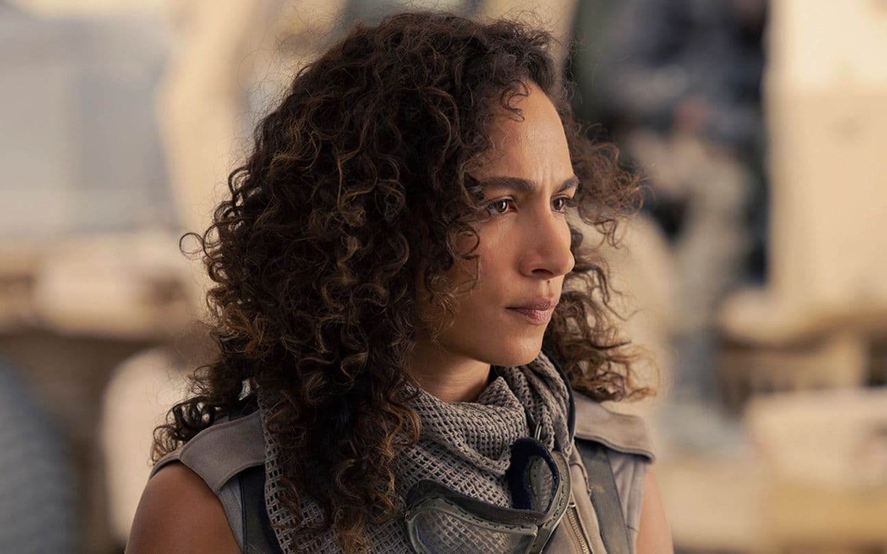 Aurora Perrineau em Westworld