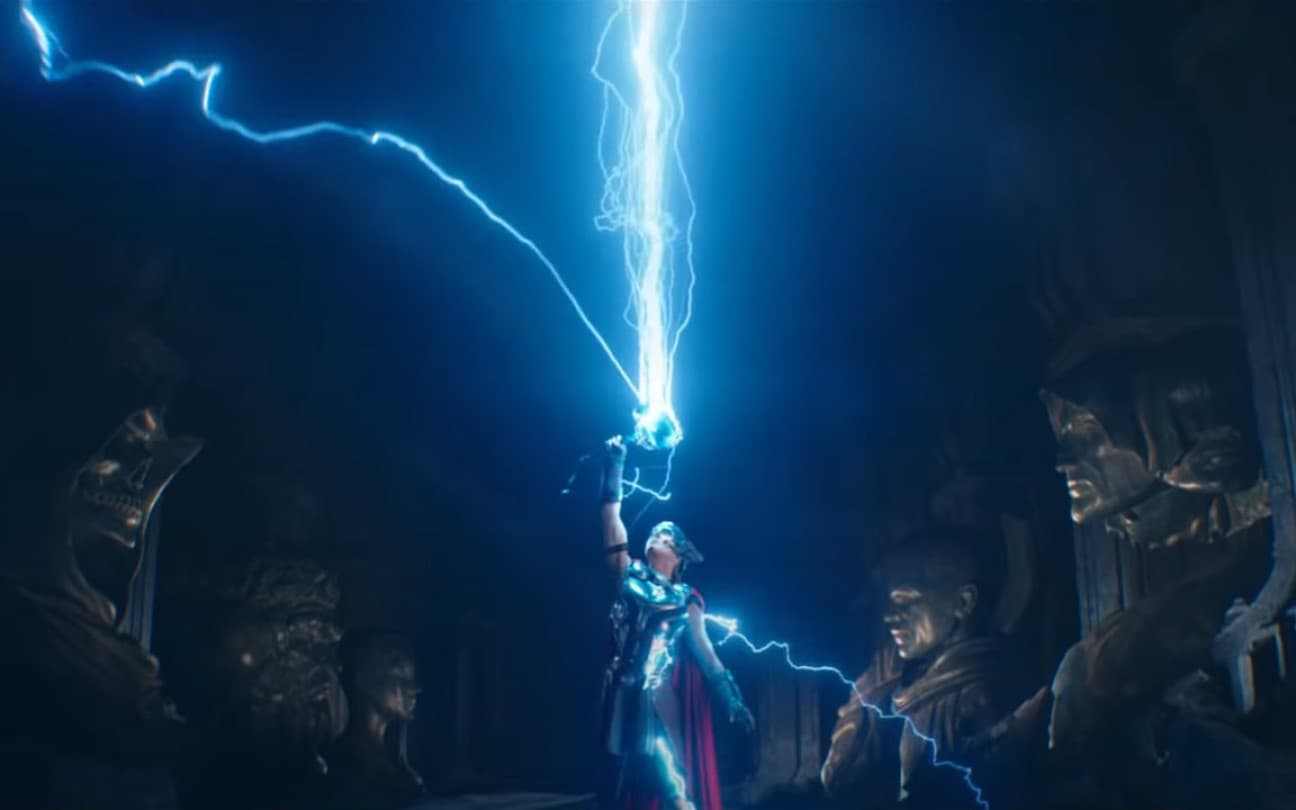 Natalie Portman em cena de Thor: Amor e Trovão