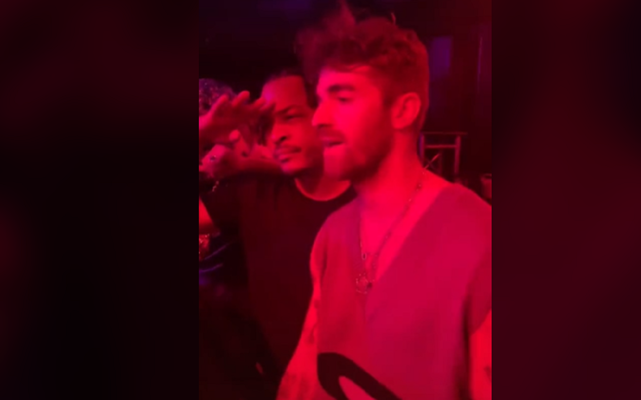 Cantor dos Chainsmokers e T.I. posam para fotos em festa instantes antes do soco