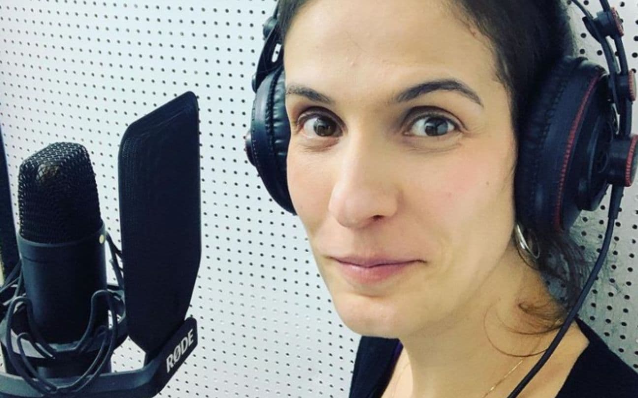 A dubladora Clara Rocha