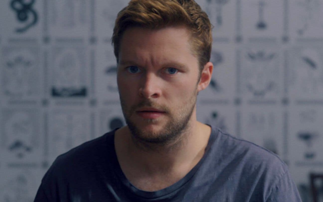 Jack Reynor em Periféricos