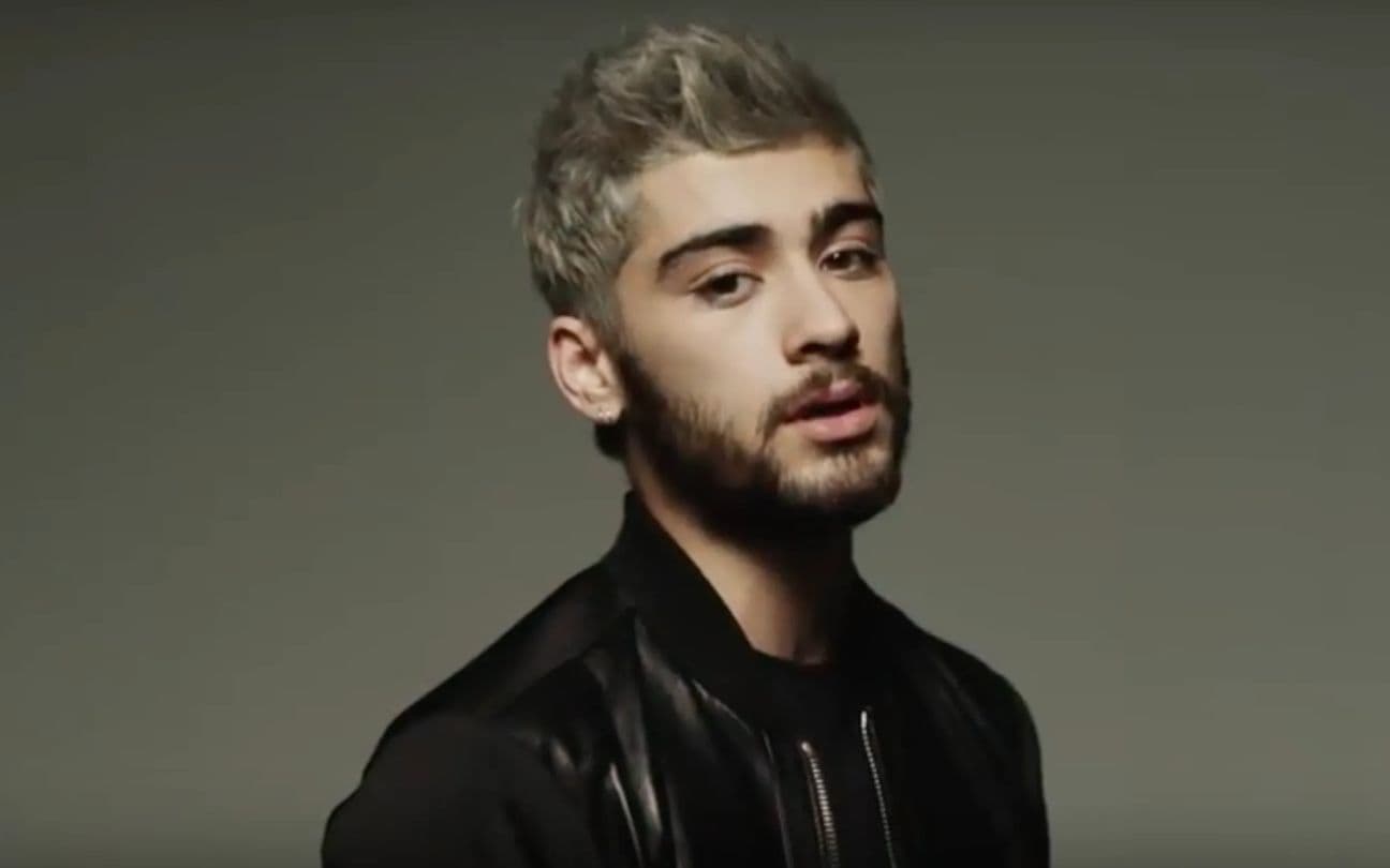 Zayn Malik no clipe de Pillowtalk