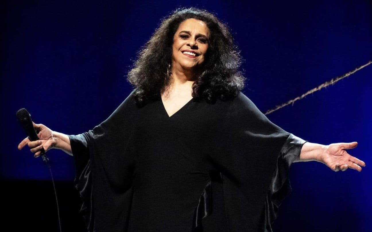 Gal Costa foi eleita uma das melhores cantoras da história