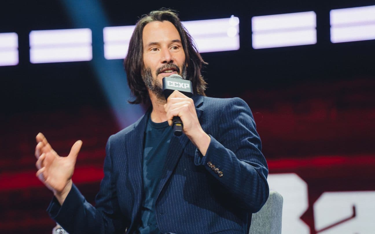 Keanu Reeves durante participação na CCXP22