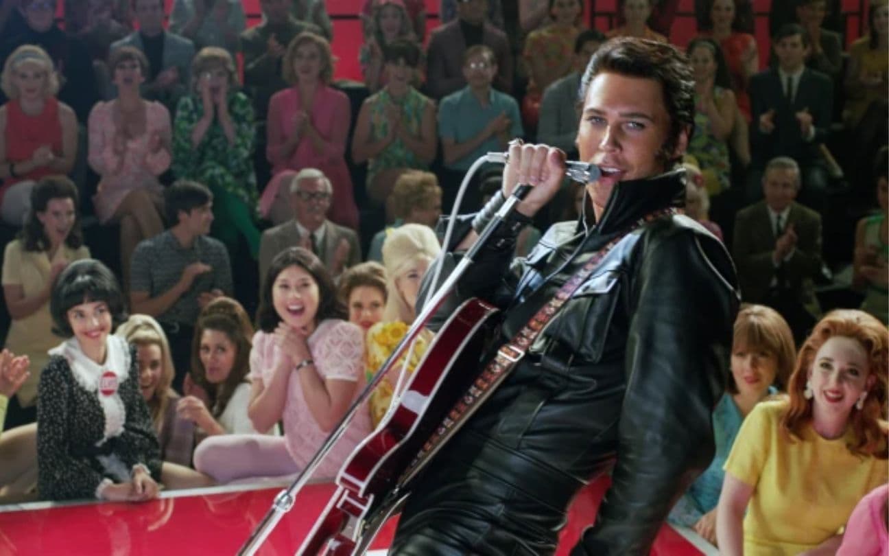 Austin Butler como Elvis Presley