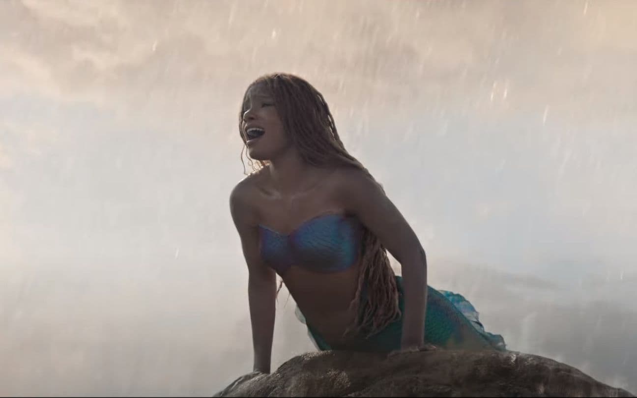 Halle Bailey em trailer de A Pequena Sereia