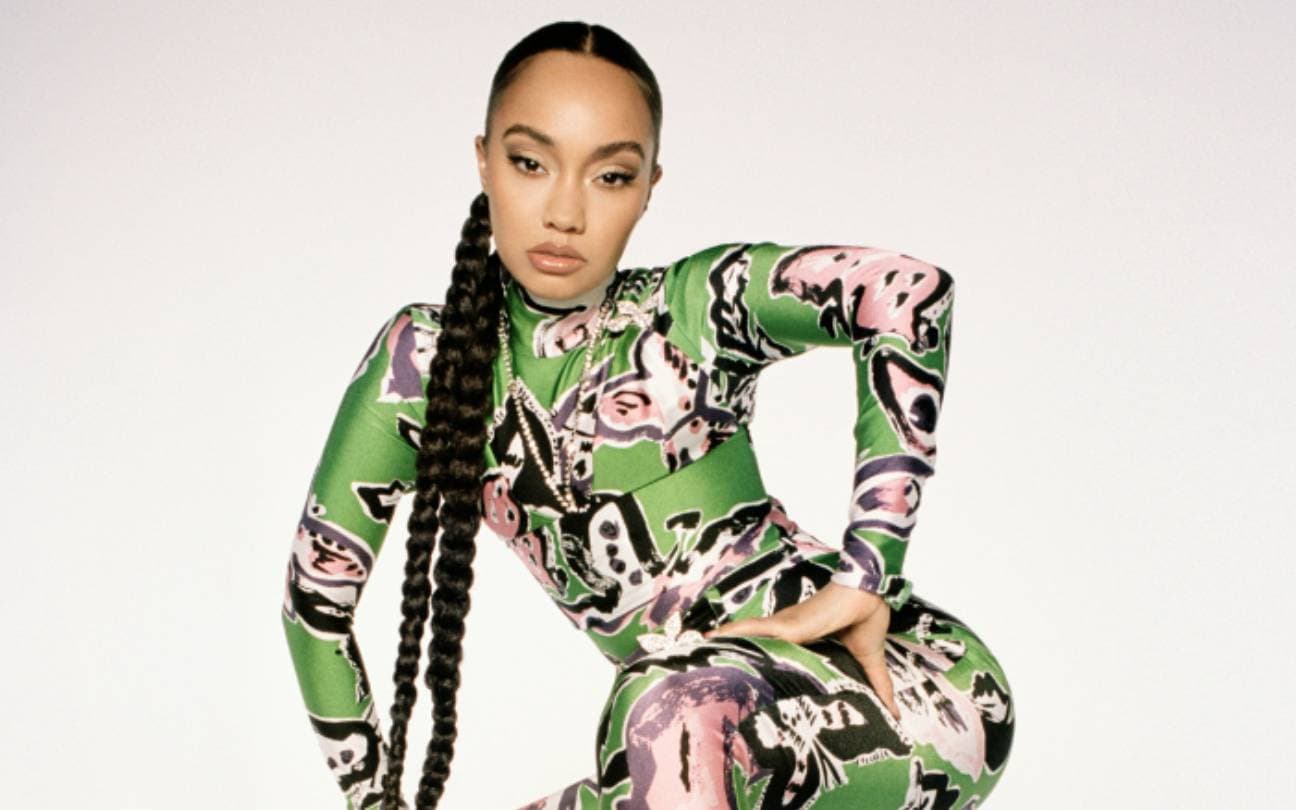 Leigh-Anne em foto posada