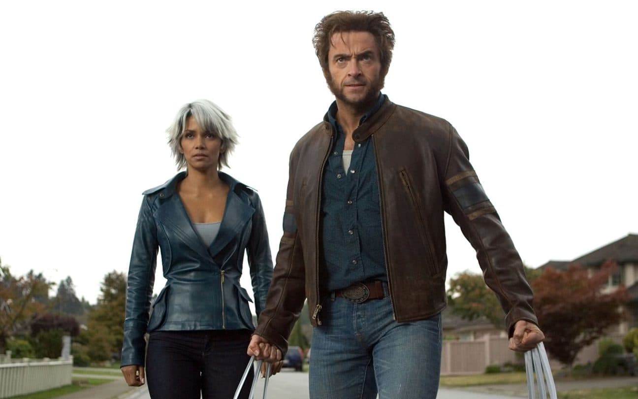 Halle Berry e Hugh Jackman em cena de X-Men 3: O Confronto Final