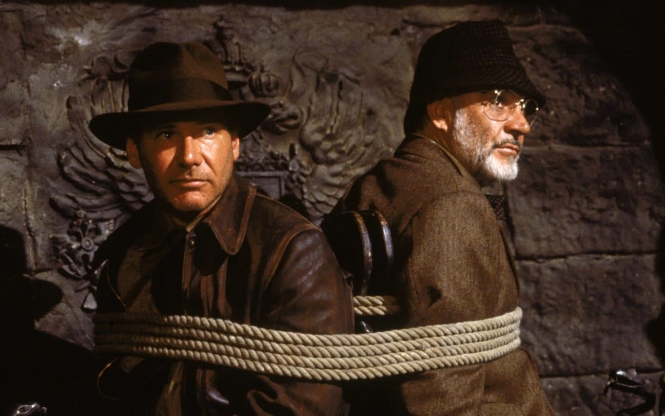 Harrison Ford e Sean Connery em cena de Indiana Jones e a Última Cruzada; filme é perfeito para o Dia dos Pais