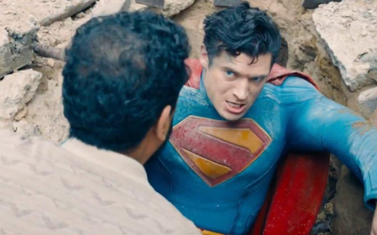 David Corenswet em cena de Superman, filme de James Gunn