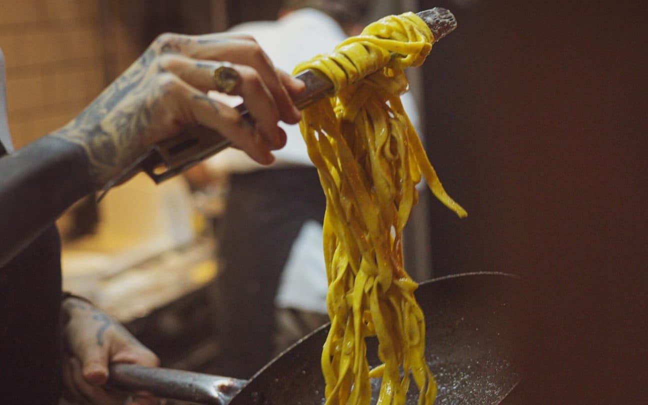 Macarrão no Piccoli Cucina Vegana, um dos melhores restaurantes veganos em São Paulo