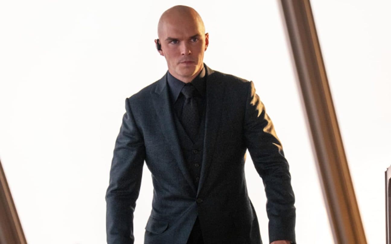 Lex Luthor (Nicholas Hoult) em cena de Superman