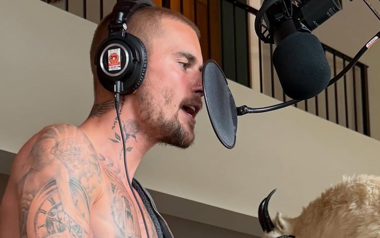 Justin Bieber retorna aos palcos