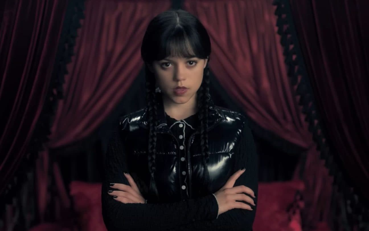 Jenna Ortega interpreta Wandinha