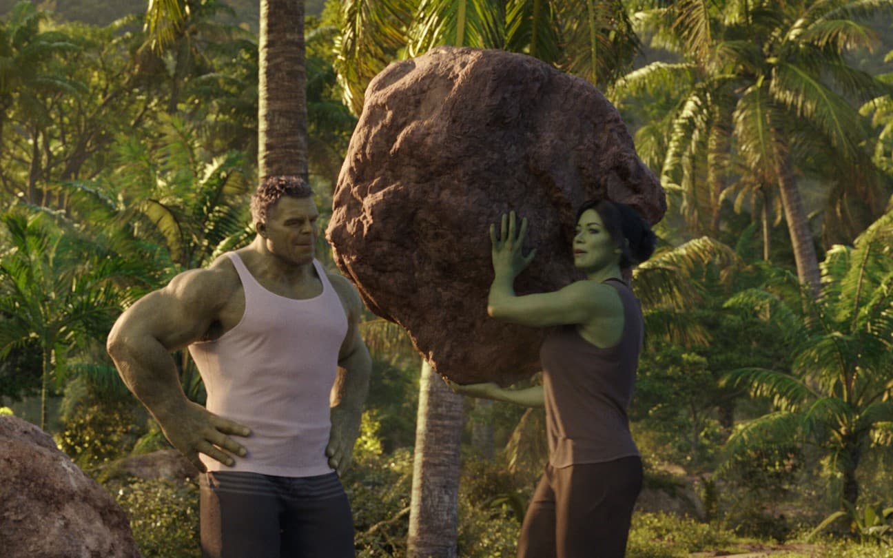 Mark Ruffalo e Tatiana Maslany em cena de Mulher-Hulk: Defensora de Heróis