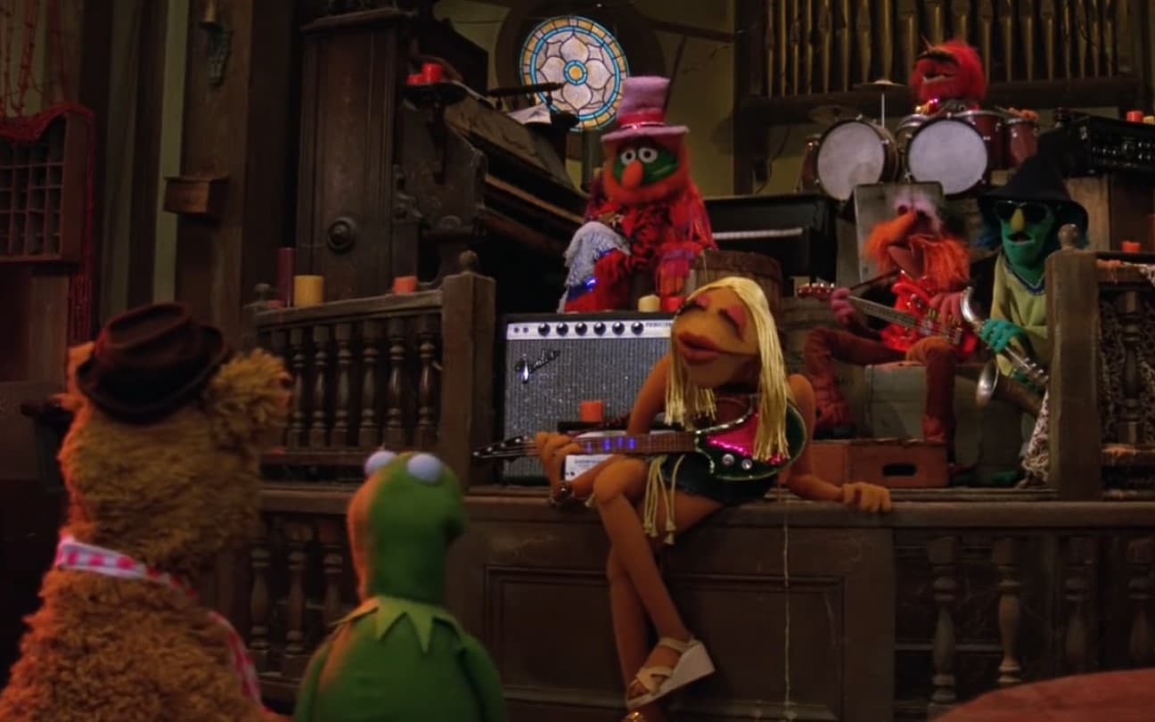 Electric Mayhem em cena de Muppets, o Retorno