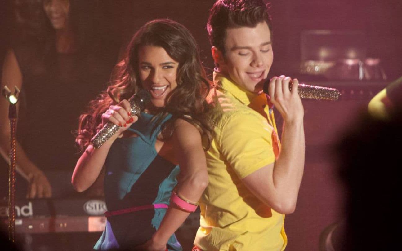 Lea Michele e Chris Colfer em Glee