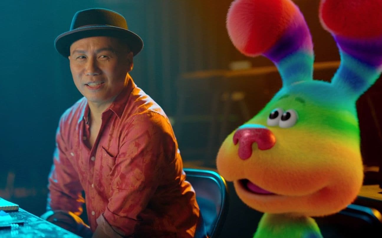 BD Wong e a Cadelinha Arco-Íris em filme de As Pistas de Blue