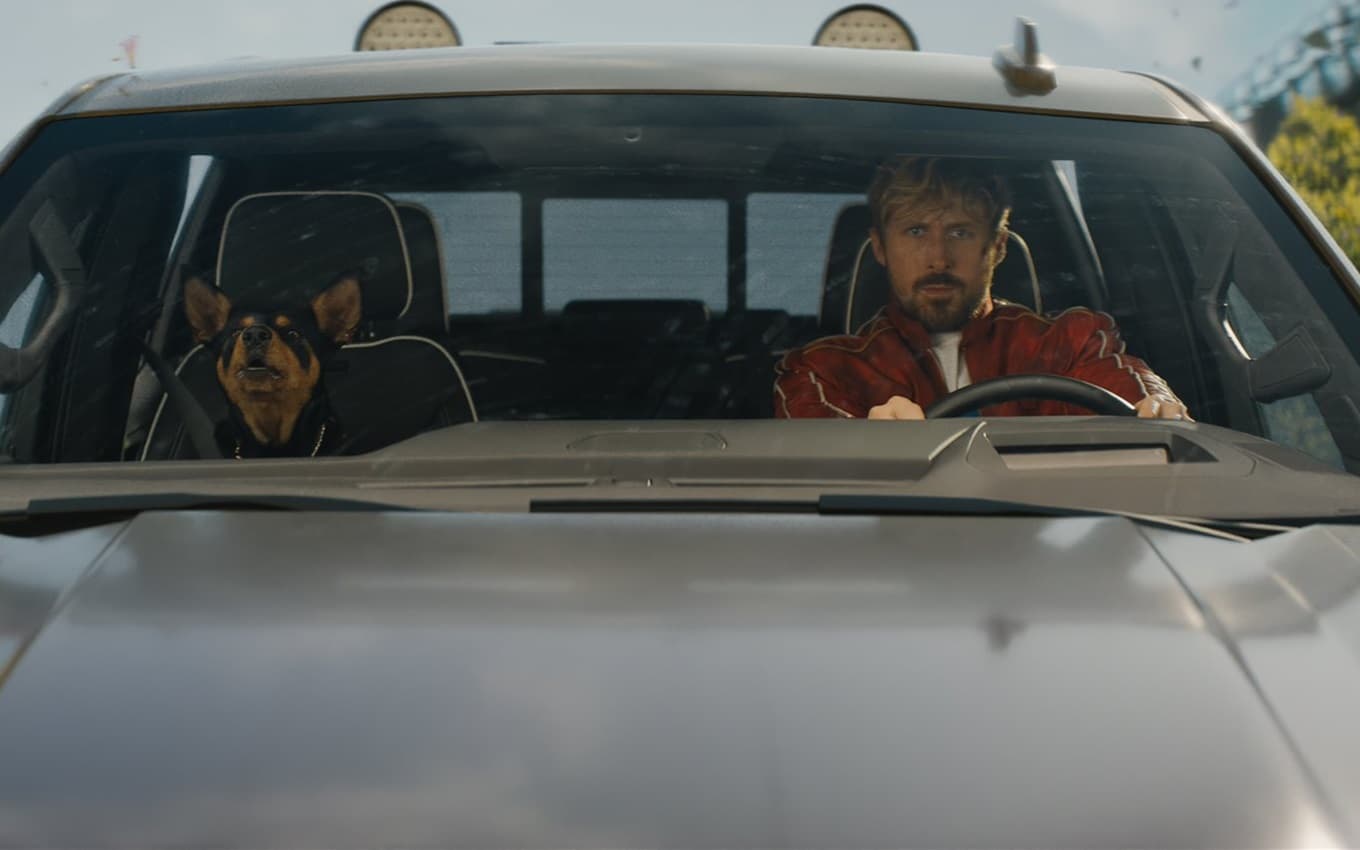 Ryan Gosling em cena de O Dublê, uma das principais estreias no cinema em maio