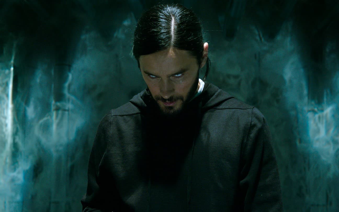 Jared Leto em cena de Morbius