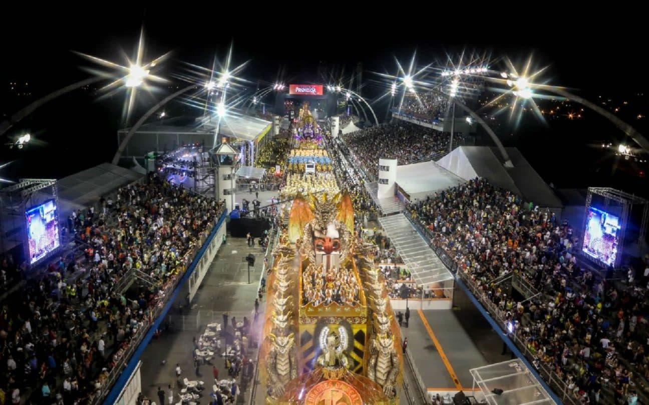 Desfiles de São Paulo: O sambódromo do Anhembi