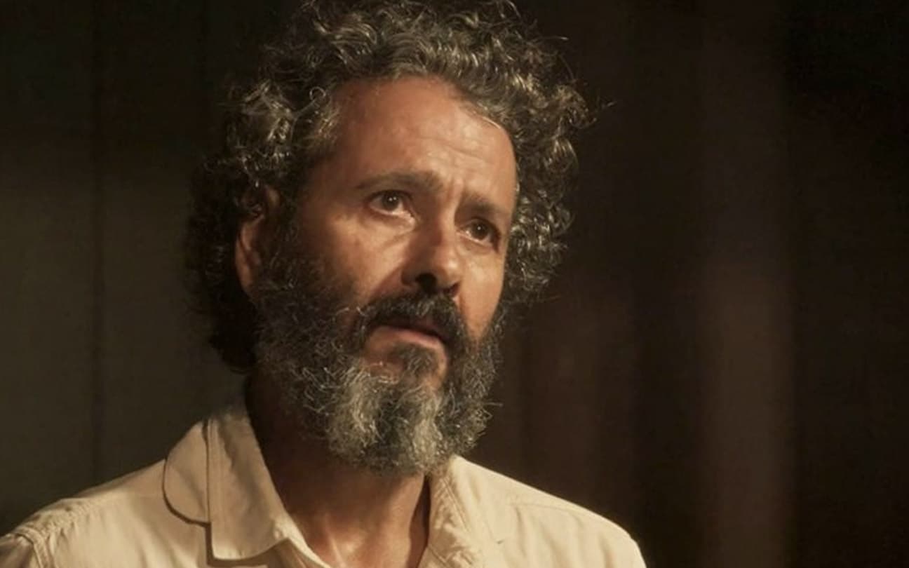 O ator Marcos Palmeira caracterizado como José Leôncio em Pantanal