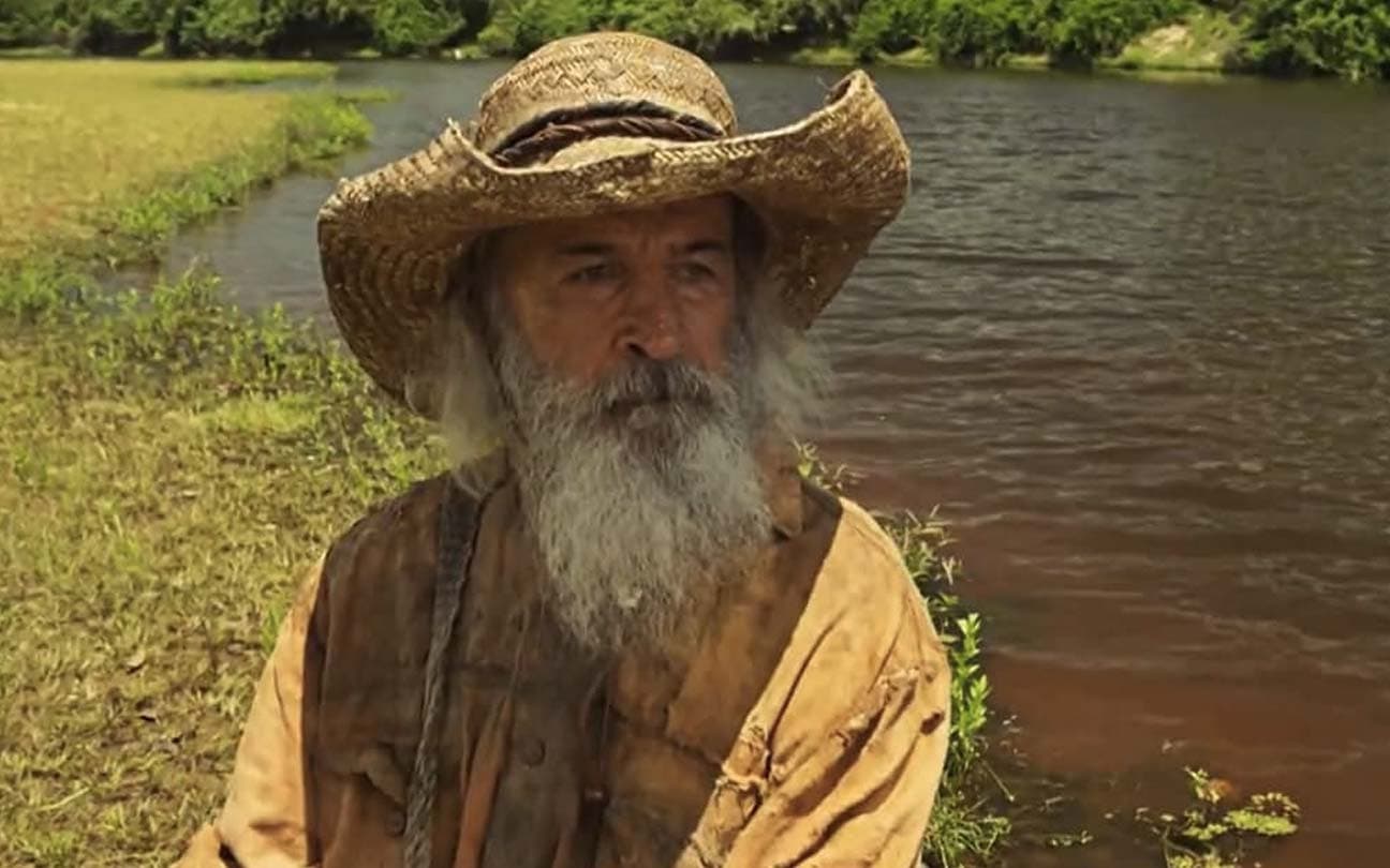 O ator Osmar Prado como o Velho do Rio em Pantanal