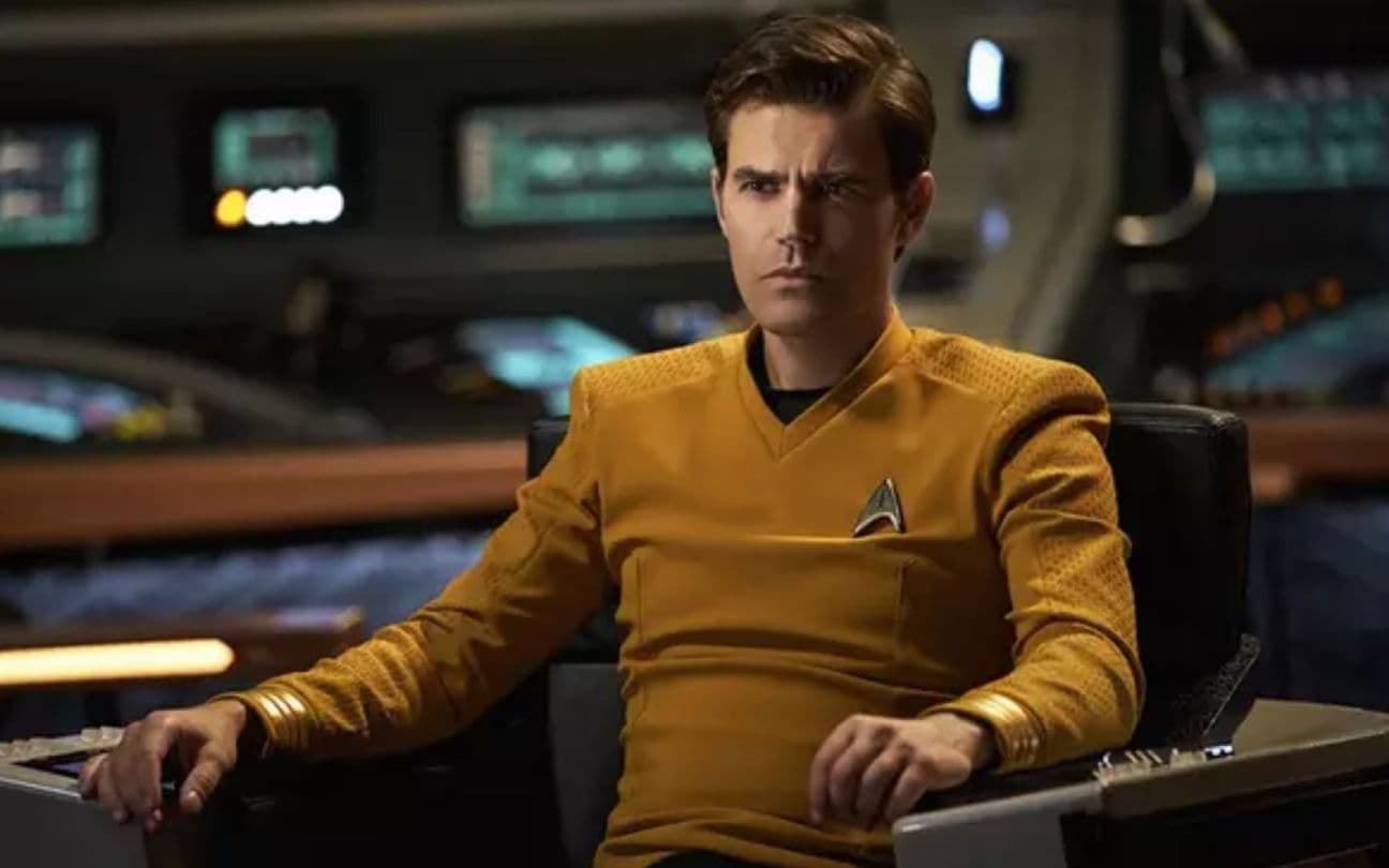 Paul Wesley como Kirk em Star Trek: Strange New Worlds